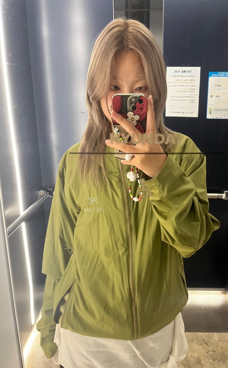  듣지도 답하지도 않을 너에게
