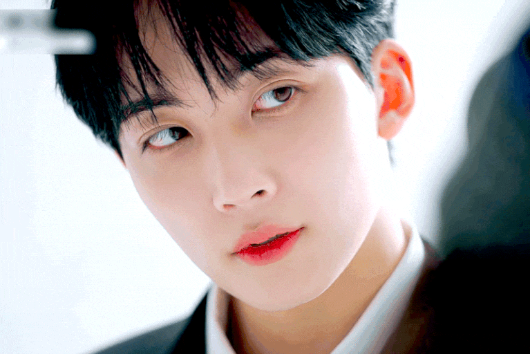 [SEVENTEEN Fanfiction] I Am the Villainess. -04.