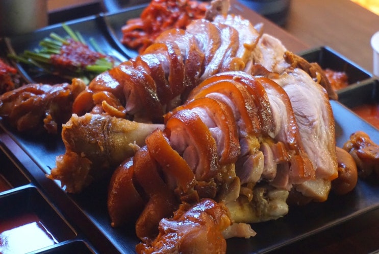  광주 구시청 맛집 귀한족발 든든하게 어떠신지요~?