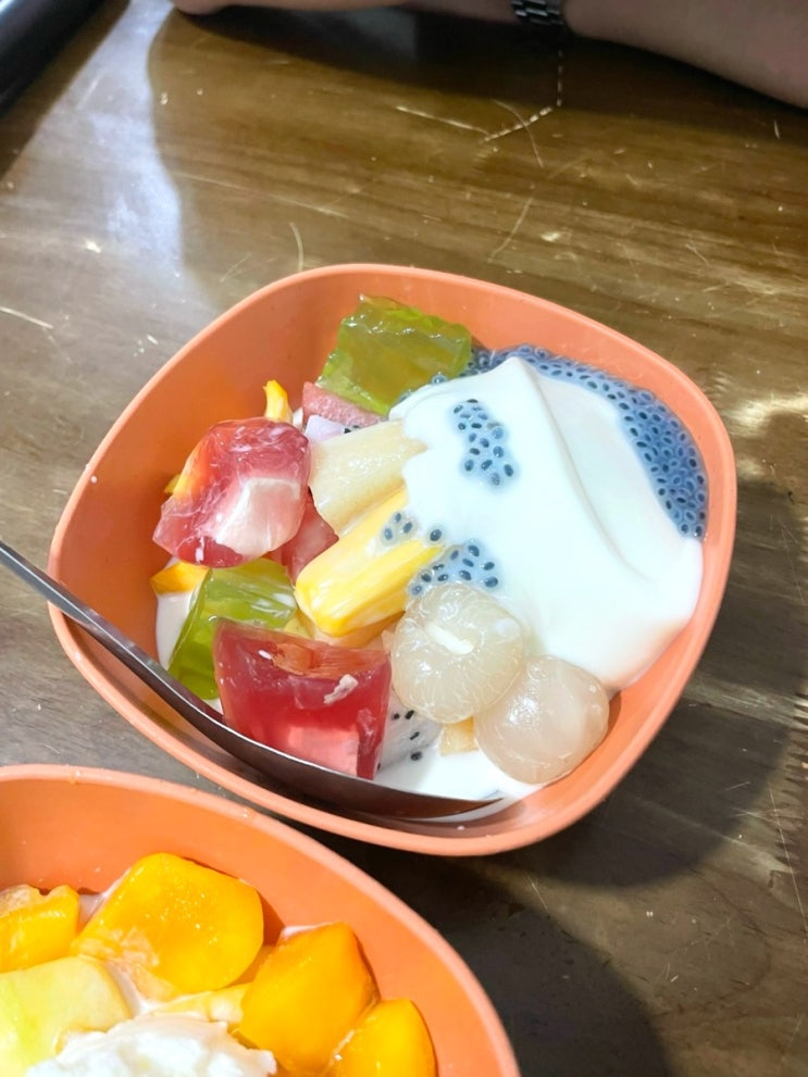  하노이 Che Ngon93 | 디저트 쩨 .. 그닥 다그닥 후기