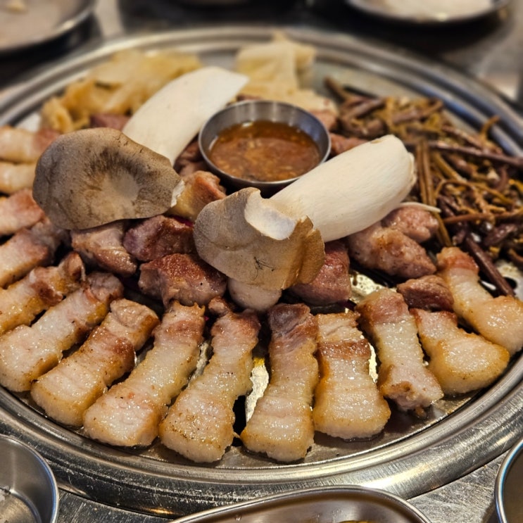  부산 온천천 맛집 고기 구워주는 삼굽살 안락점