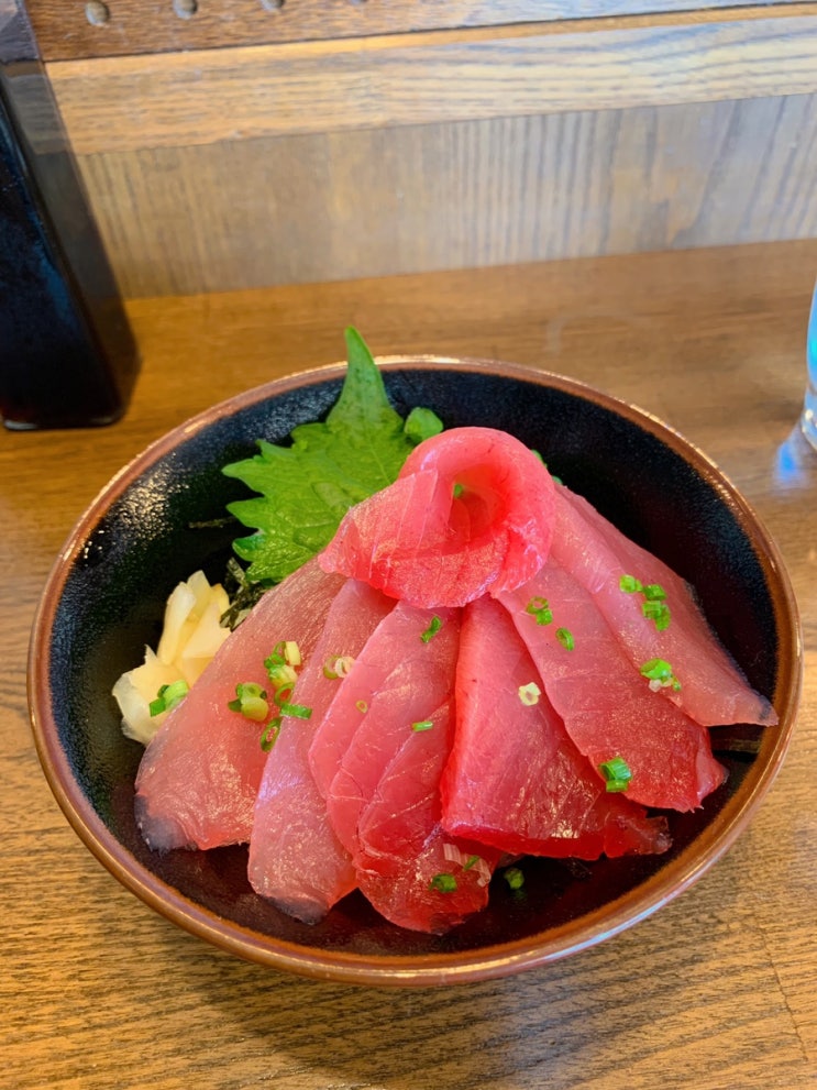  오키나와 공항 근처 우미카지 테라스 생참치덮밥 맛집 오야지노마구로