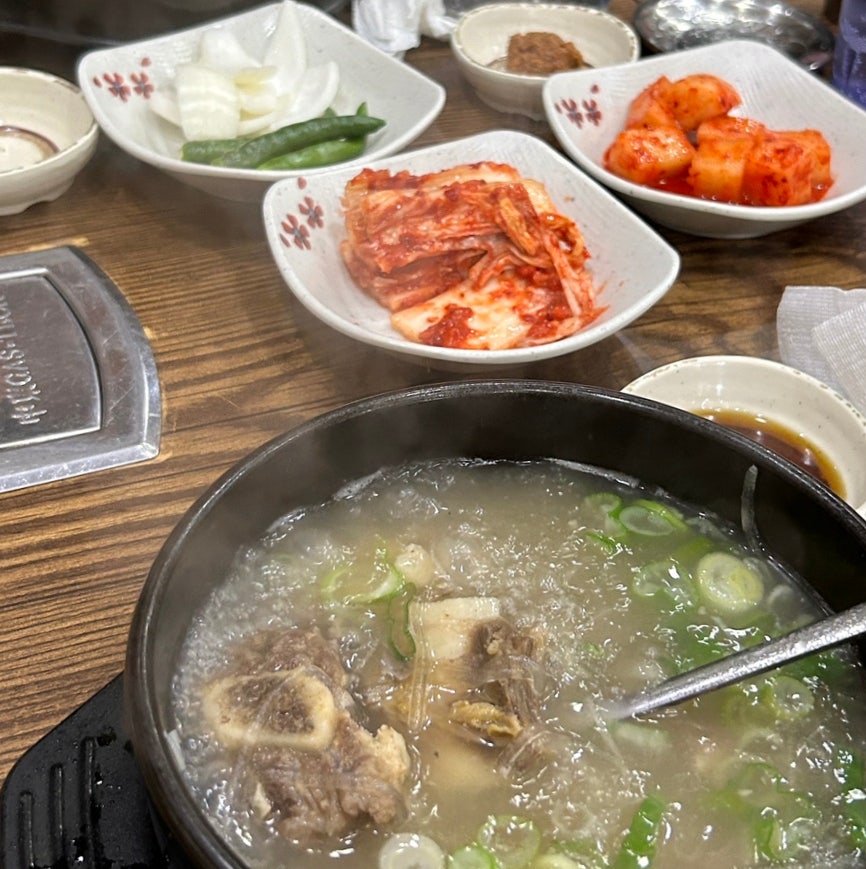 뼈대있는감자탕 사진 1