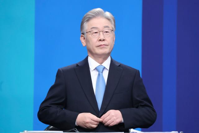 민주당 11월 윤석열 탄핵시동 <b>탄핵안 발의</b> 간보기.