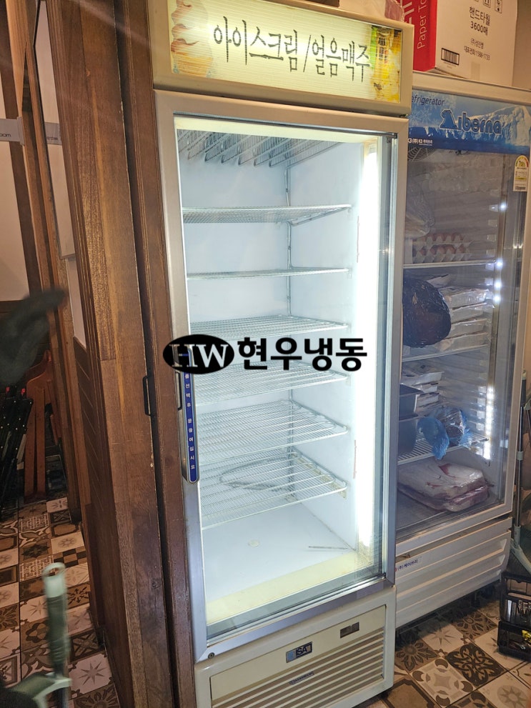 울산 냉동쇼케이스 수리아이스크림냉동고 응축기 팬모터 교체수리 울산 냉동쇼케이스 수리아이스크림냉동고 응축기 팬모터 교체수리
