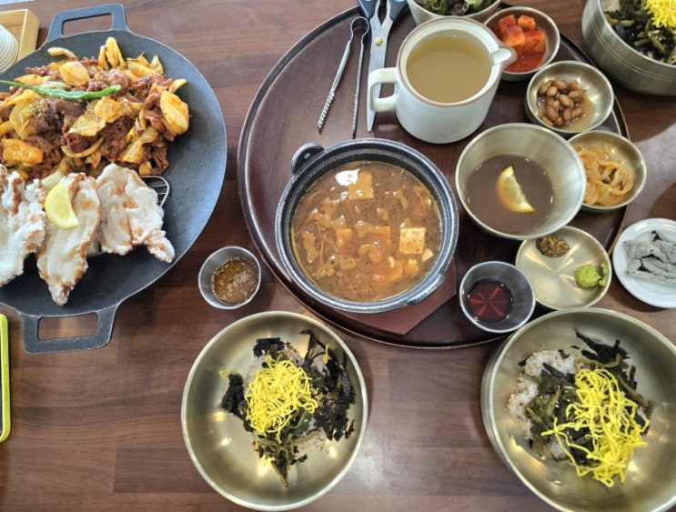  대부도 한식 맛집 카페동이 시화나래점