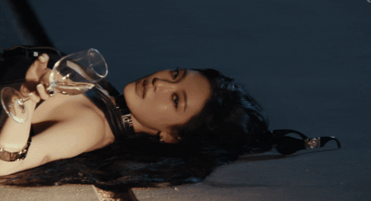 <b>뮤비</b> 맛집, 에스파 'Whiplash... [뜻 <b>뮤비</b> 작사작곡 곡정보... 