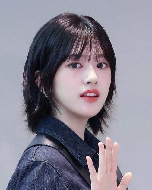 안유진 단발 페이퍼컷 단발레이어드 허쉬컷