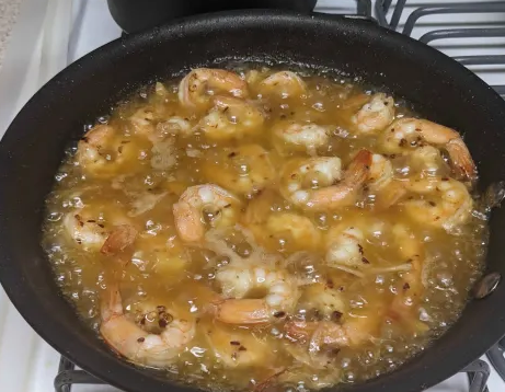  술을 부르는 야식: 감바스 알 아히요 (Gambas Al Ajillo)