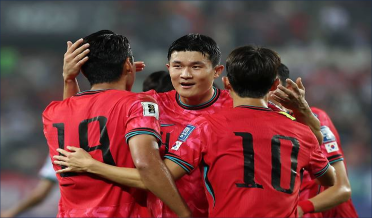 <b>축구선수</b> <b>김민재</b>, 동갑 <b>아내</b>와 결혼 4년만에 '이혼'