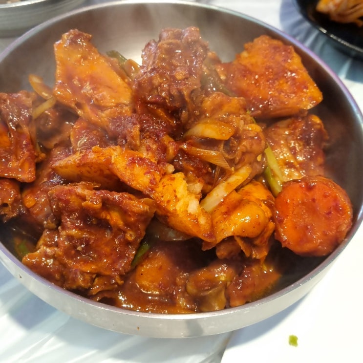  담양에서 꼭 가봐야할 맛집, 솥뚜껑닭볶음탕 :: 삼거리농원