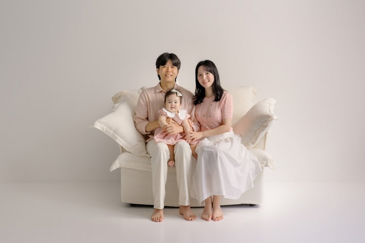  울산 사진관 찬란한시절의 돌아기와 함께하는 가족사진