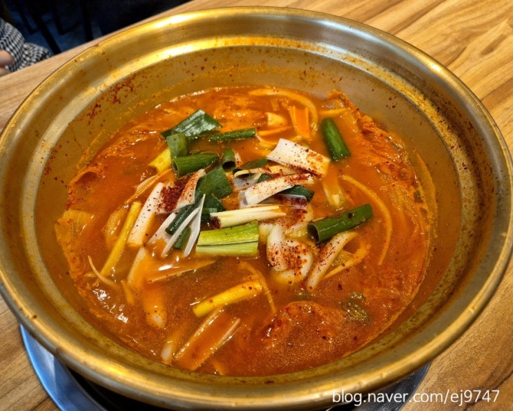 대전 관평동 김치찌개 맛집 관평동점심추천 천대감찌개마을 시골촌