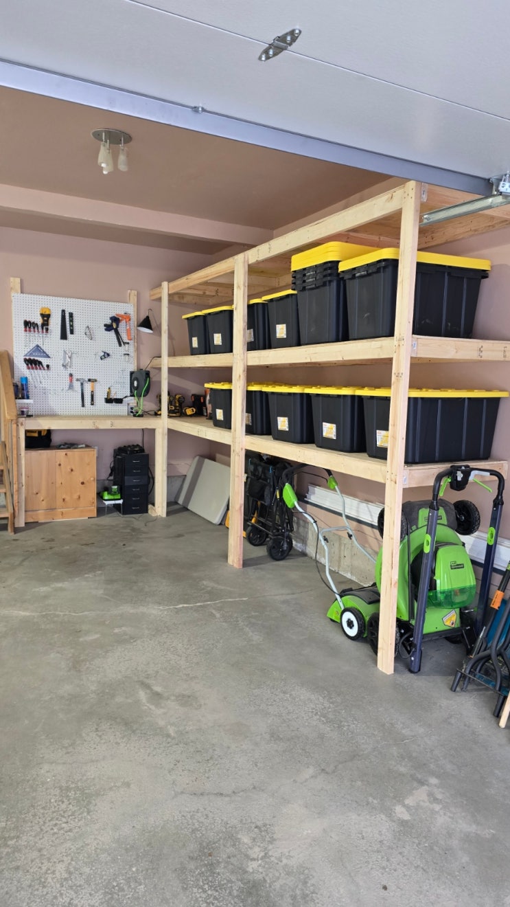  거라지 수납장 DIY 공사 완료 - Garage Shelves DIY & 차고 물건 정리
