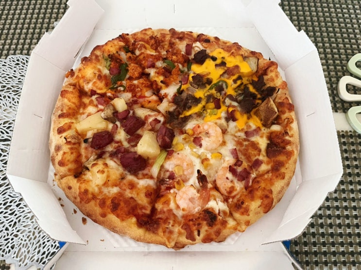  도미노피자 메뉴 추천, 4가지 맛을 동시에 즐길 수 있는 블록버스터4 내돈내산 후기