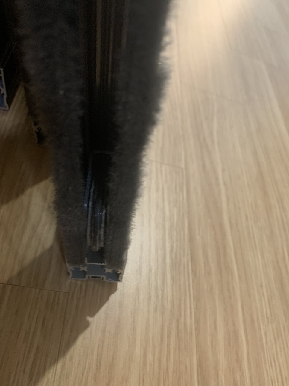 현관중문 끊어진 와이어교체 3연동중문 수리