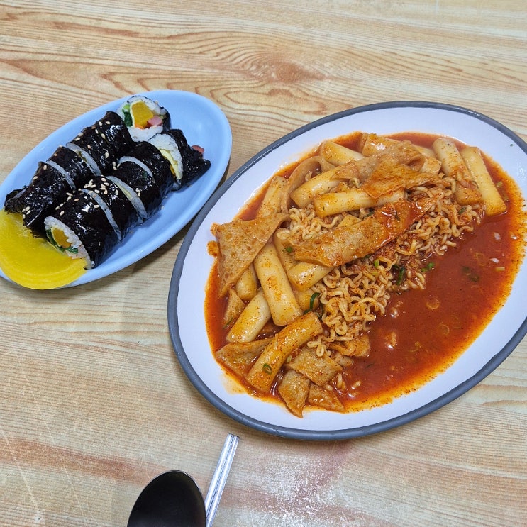  서산 분식집 백종원도 다녀간 랜드홀분식 내돈내산-순대랑 닭발이 맛있는 가성비 최강 맛집