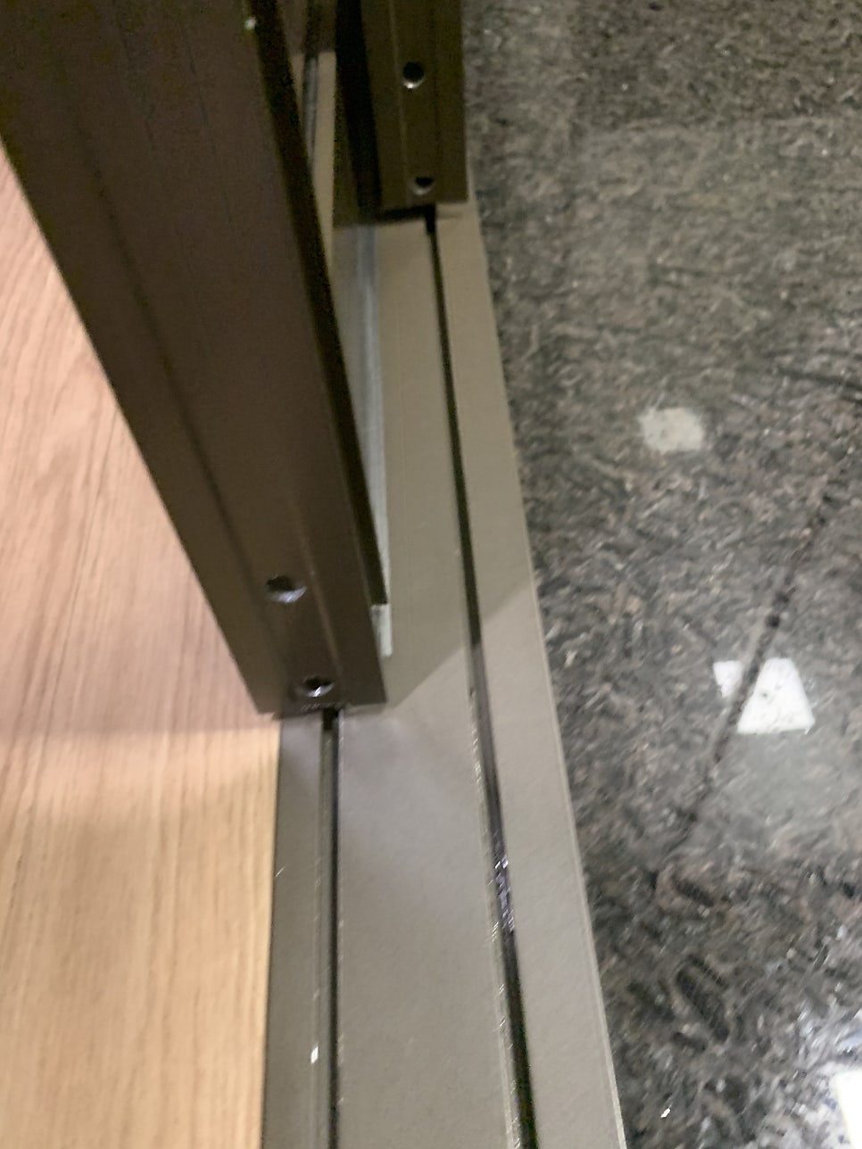 3연동중문 처져서 뻑뻑한문 바퀴수리
