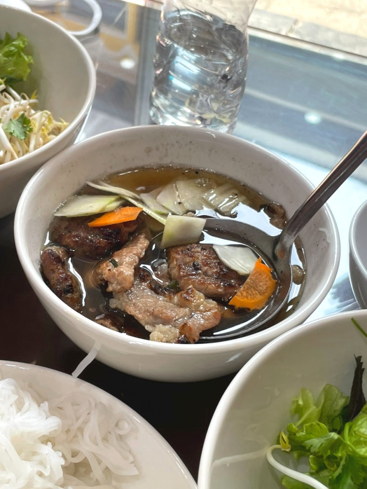  하노이 Bun Cha La Gat Gu | 분짜 후기 좋은 곳 리뷰