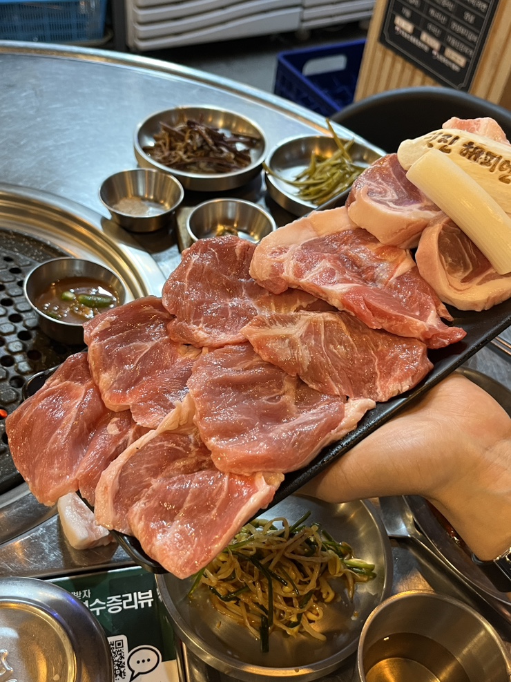  가성비 좋은 영등포시장 맛집 래돈 제주흑돼지 특수부위 후기 | 작은판 세트