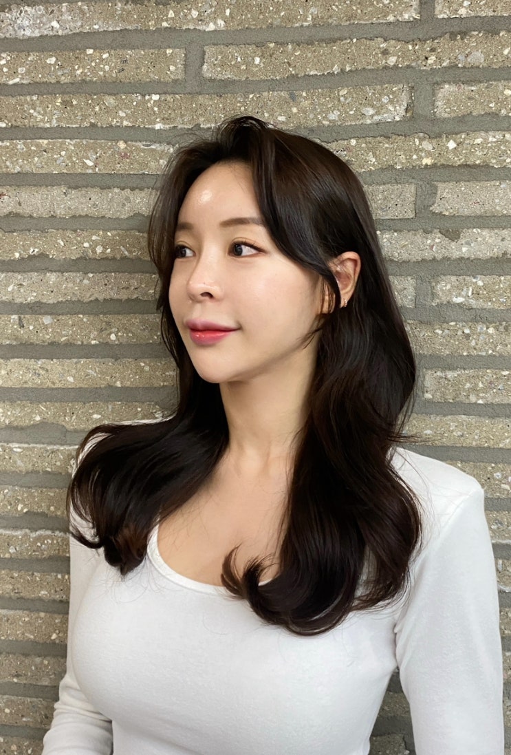  역삼동 헤어가 추천하는 여성스러움과 자연스러움을 동시에! 빌드펌