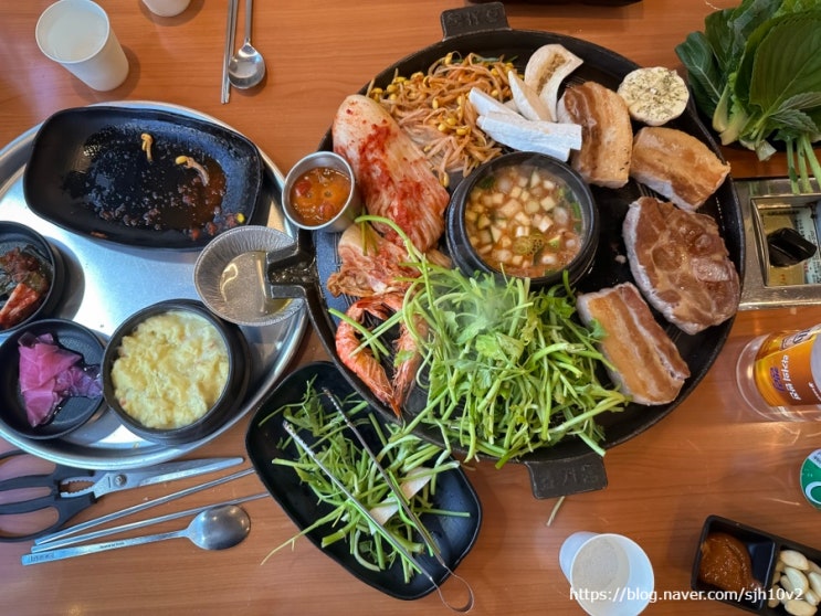  부천 소사동 맛집 듀록 흑돼지 21가지 쌈채소 고기집 효자동 솥뚜껑 부천소사점