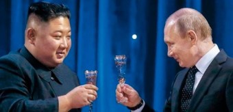 우크라이나 대통령 <b>젤렌스키</b> "<b>북한군</b> 6천명씩 2개여단... 