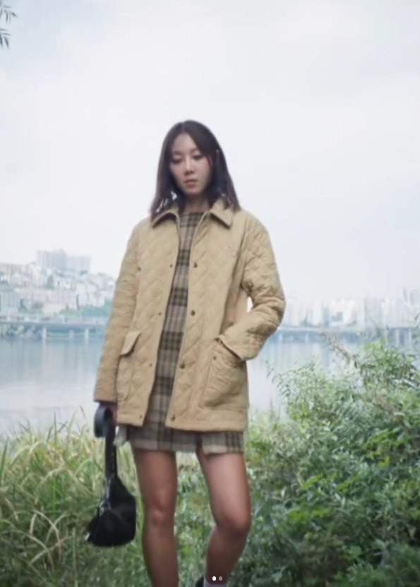 공효진 버버리 크롭 나일론 퀼팅자켓 여성 코디