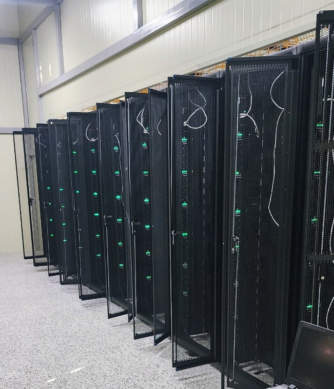  전산실 서버랙 Server Rack(EURO X) 설치 Smart PDU 원격 모니터링 및 컨트롤 시스템