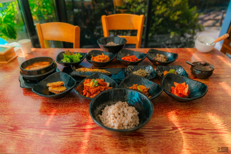  안성 금광호수 맛집 베네스트cc 한정식 하춘화 보리밥 청학대 미술관 카페