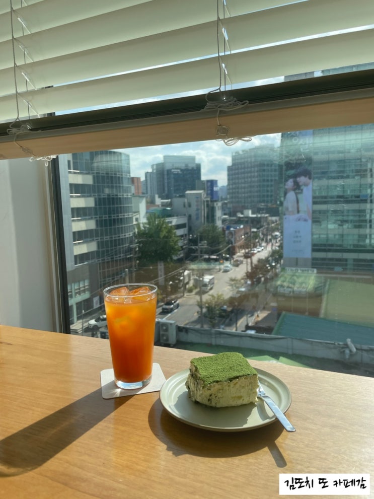  성수 :: 노트북 하기 좋은 통창 티카페 맥파이앤타이거 성수티룸(Magpie&Tiger seongsu tearoom)