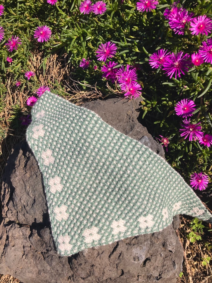 꽃숄 미니버전! 귀여운 커치프/ 스카프 뜨개 무료도안 추천/ Pressed Flowers Kerchief