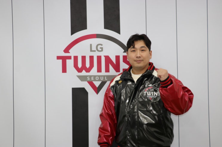 우승 <b>포수</b>' <b>허도환</b>과 'FA 보상 선수' <b>윤호솔</b> 방출 결정!... 