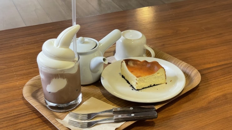  [왕십리 카페] 바스크 치즈케이크 초코 밀크볼 디저트 맛집- 어질 인