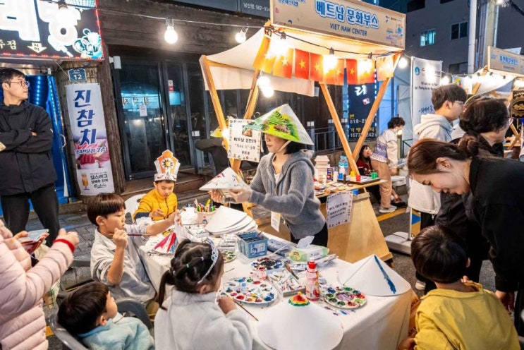  글로컬 문화 in 남산 페스티벌 기본정보 I 부산외대 축제 남산동 푸드마켓