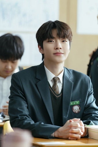 조립식가족 황인엽 머리 조립식가족 김산하 머리 황인엽머리 댄디컷