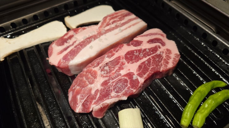  삼각지맛집 용산단체회식 '용돼지' 1st방문 (Hidden jem in seoul)