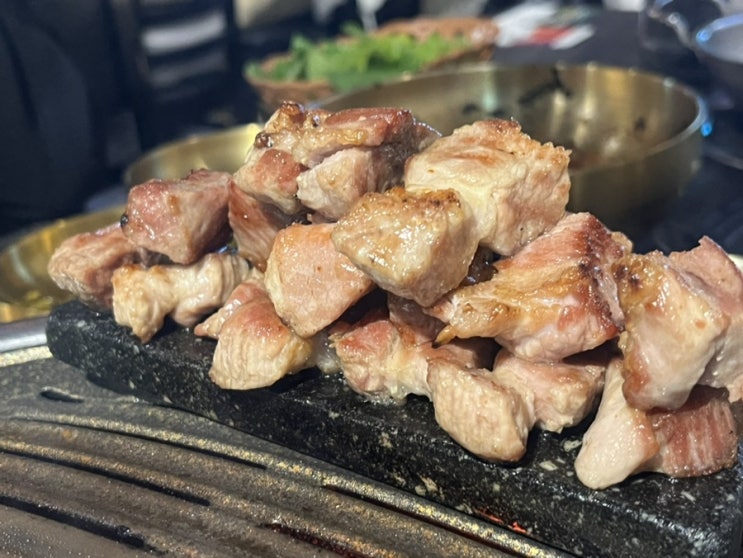  광주 동명동 삼겹살 맛집 추천  고소한 고기맛이 일품