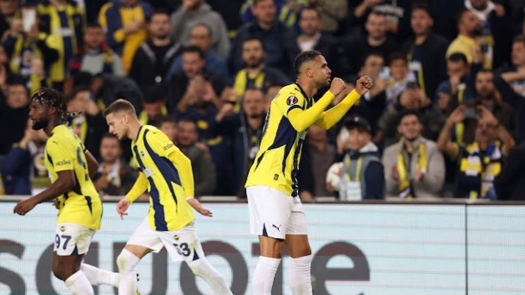 [UEL] '<b>무리뉴</b> 퇴장!' 친정팀... 선제골 <b>맨유</b>, <b>페네르바체</b>와 1-1... 