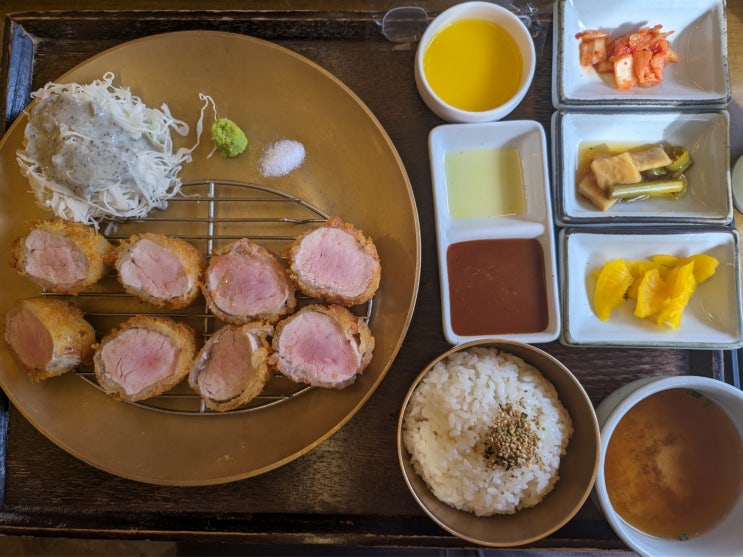   경주 황리단길 호랑이카츠 방문은 필수!