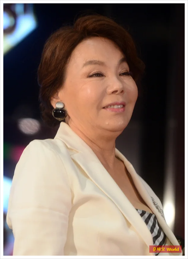 <b>김수미</b>, 75세로 <b>영면</b>…사업 스트레스와 건강 악화가 원인