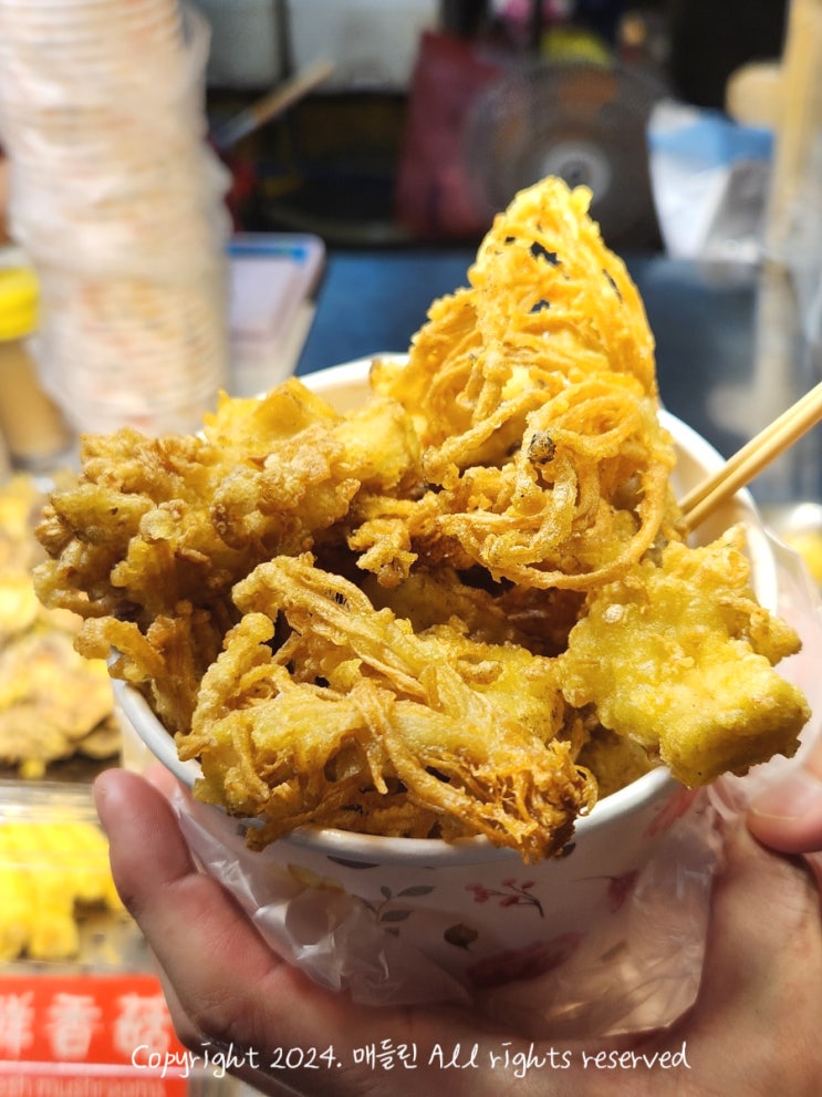  대만 닝샤야시장 먹거리 추천! 세븐일레븐 생맥주 BAR도 꼭 먹어야 해