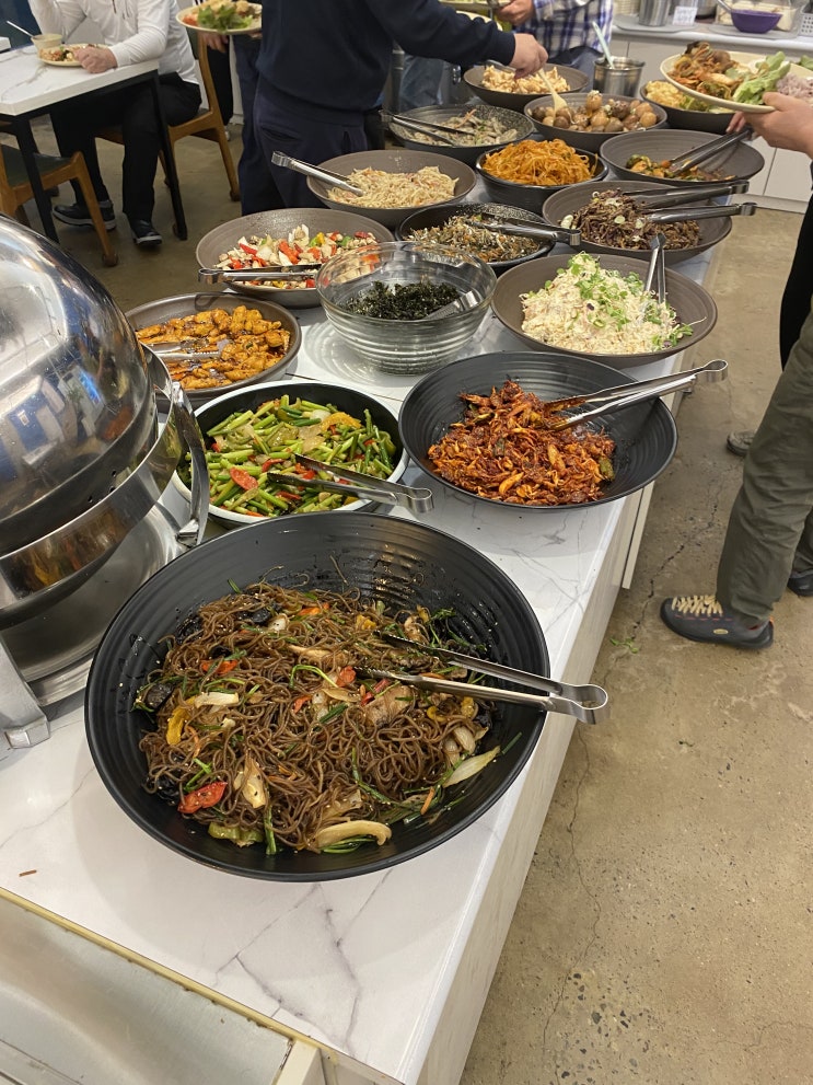  군산 담다한식뷔페 단체식사 하기좋은 수송동맛집 100석이상 수송동혼밥 한식뷔페내돈내산
