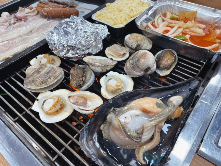  인천 영종도 구읍뱃터 조개구이 무한리필 통큰회조개창고