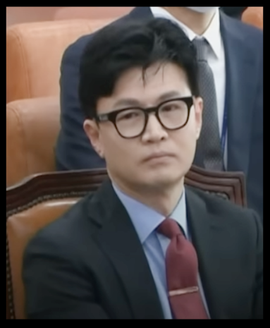 <b>한동훈 대표</b> 윤석열<b>대통령</b> 중도보수의운명