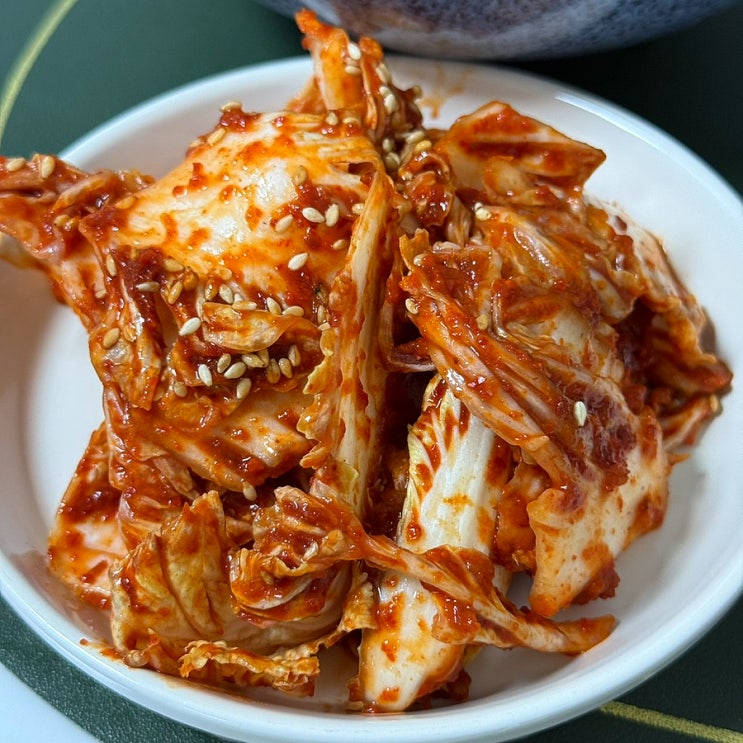  만드는 데 10분 걸리는 간단한 밑반찬 알배추 겉절이 레시피