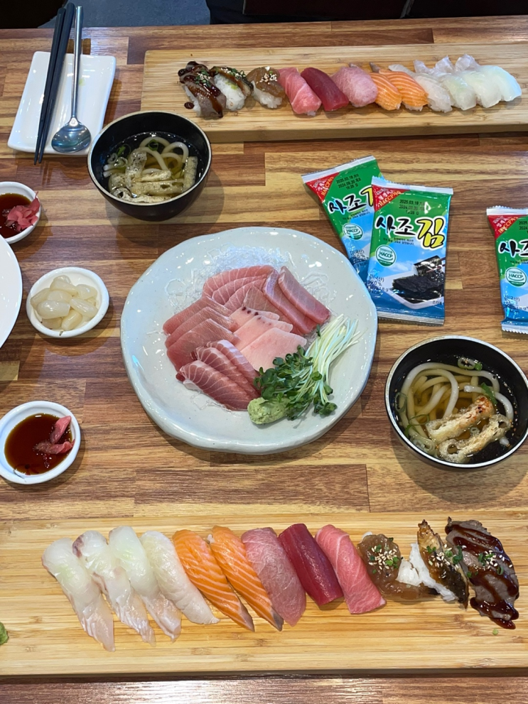  서영진 참치 초밥 리뷰 :: 너무 많이 주셔서 남는 게 있을까 싶었던 수원 인계동 맛집