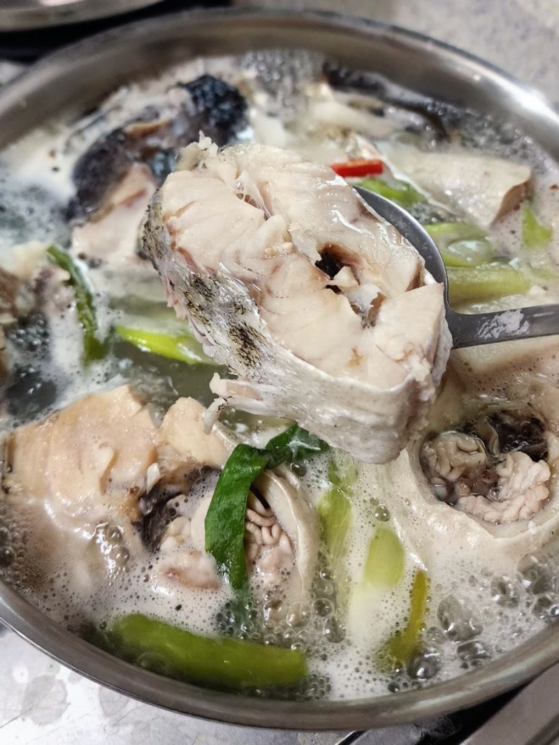 맑은동태탕 끓이는법 : 남편이 끓여주는 맑은동태탕 레시피