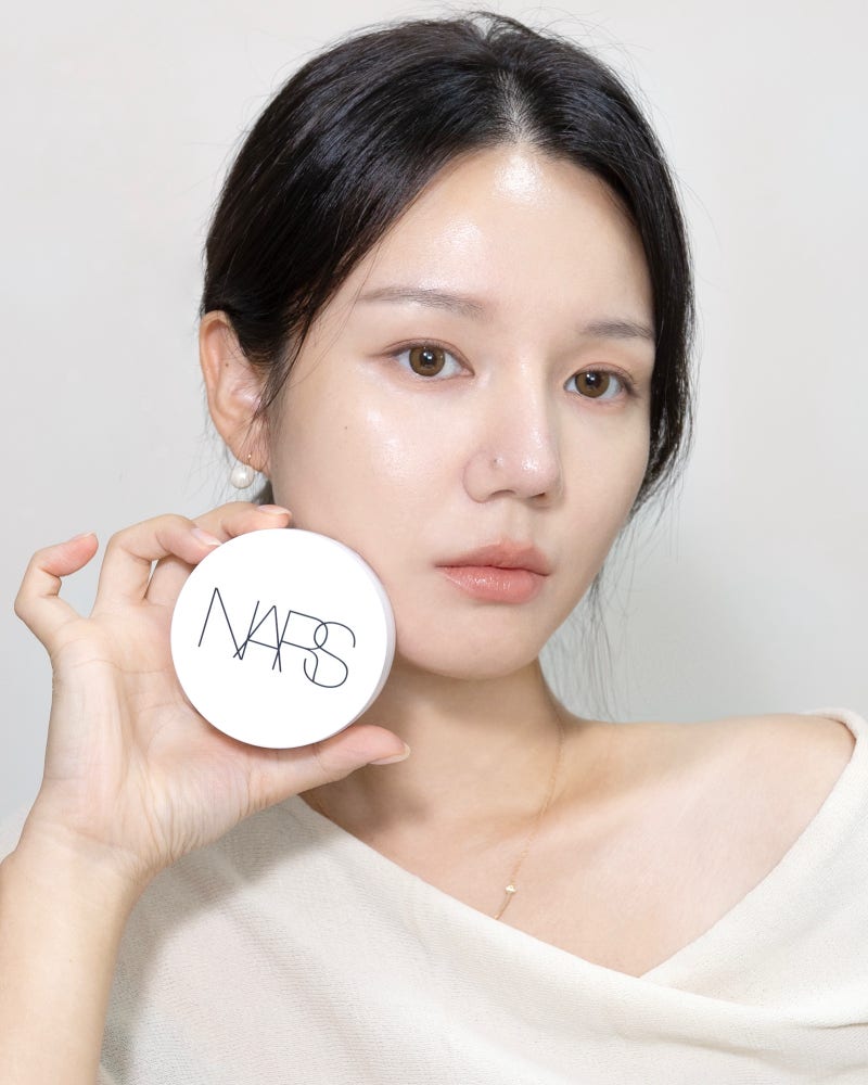나스 라이트 리플렉팅 세럼 쿠션 파운데이션 촉촉한 건성 팩트 추천