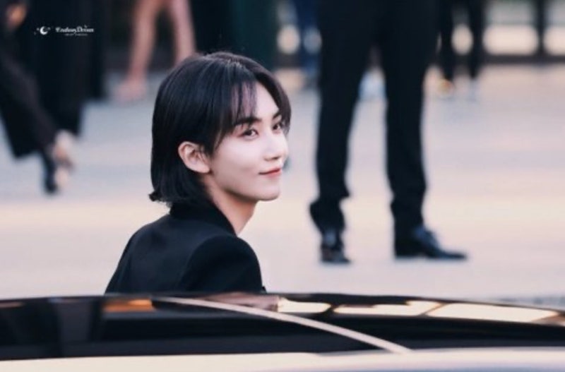 The Part in HYBE's New Executive Report That Made Everyone Go 'Huh?' - SEVENTEEN Jeonghan = Asian Timothée